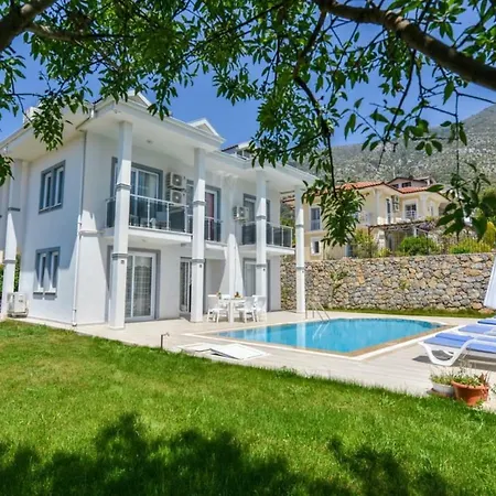 Karbeyaz - 5 Bedroom Luxury In Hisaronu
