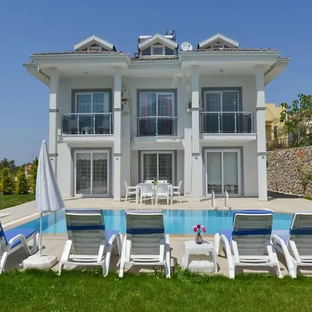Karbeyaz - 5 Bedroom Luxury In Hisaronu