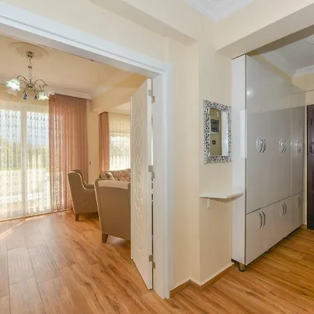 Villa Karbeyaz - 5 Bedroom Luxury In Hisaronu *