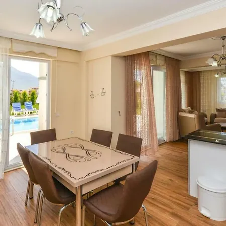 Karbeyaz - 5 Bedroom Luxury In Hisaronu Олудениз