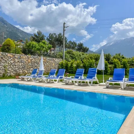 Villa Karbeyaz - 5 Bedroom Luxury In Hisaronu Ölüdeniz